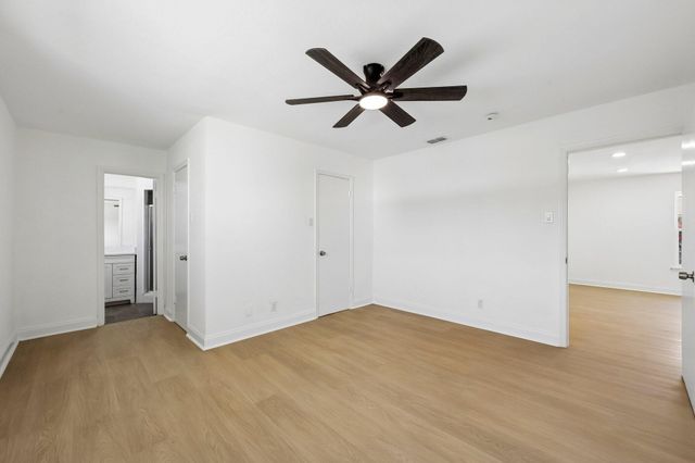 5050 Matilda Street 225, Dallas, TX 75206
