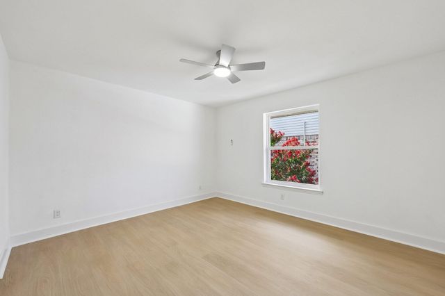5050 Matilda Street 225, Dallas, TX 75206