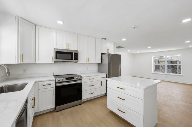 5050 Matilda Street 225, Dallas, TX 75206
