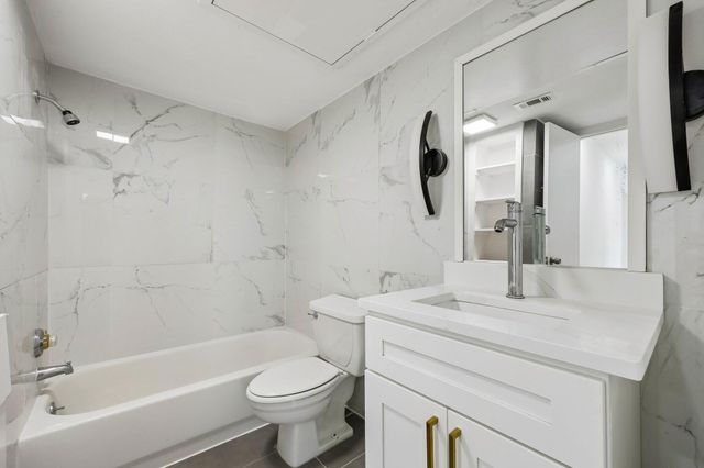 5050 Matilda Street 225, Dallas, TX 75206