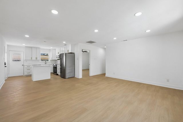 5050 Matilda Street 225, Dallas, TX 75206