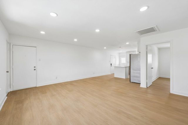 5050 Matilda Street 225, Dallas, TX 75206