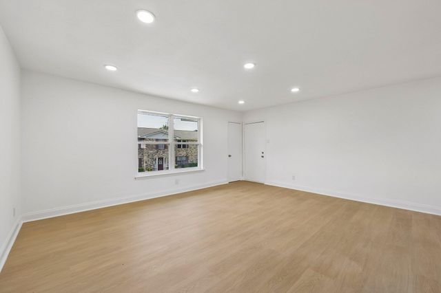 5050 Matilda Street 225, Dallas, TX 75206