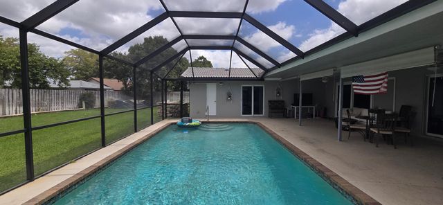 288 NW 89th Avenue, Coral Springs, FL 33071