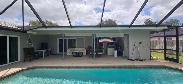 288 NW 89th Avenue, Coral Springs, FL 33071