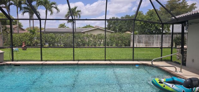 288 NW 89th Avenue, Coral Springs, FL 33071