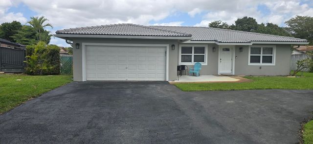 288 NW 89th Avenue, Coral Springs, FL 33071