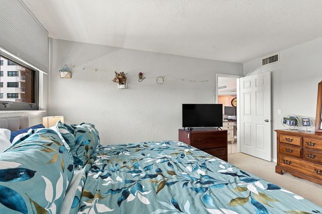 336 Golfview Road Unit 519, North Palm Beach, FL 33408