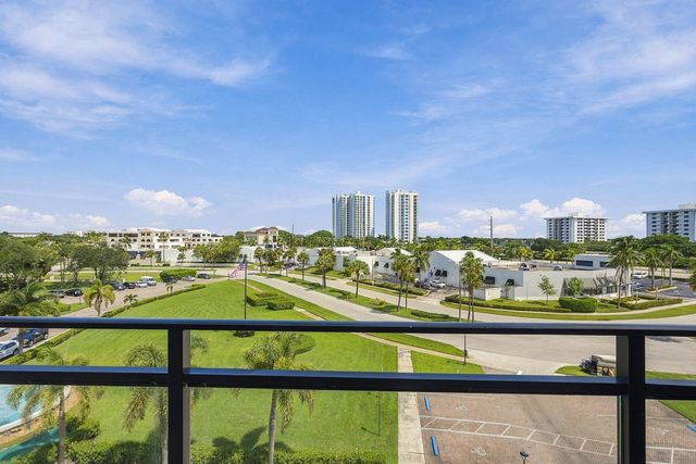 336 Golfview Road Unit 519, North Palm Beach, FL 33408