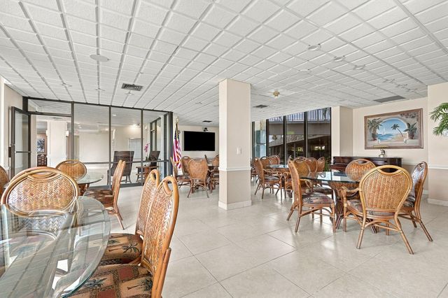 336 Golfview Road Unit 519, North Palm Beach, FL 33408