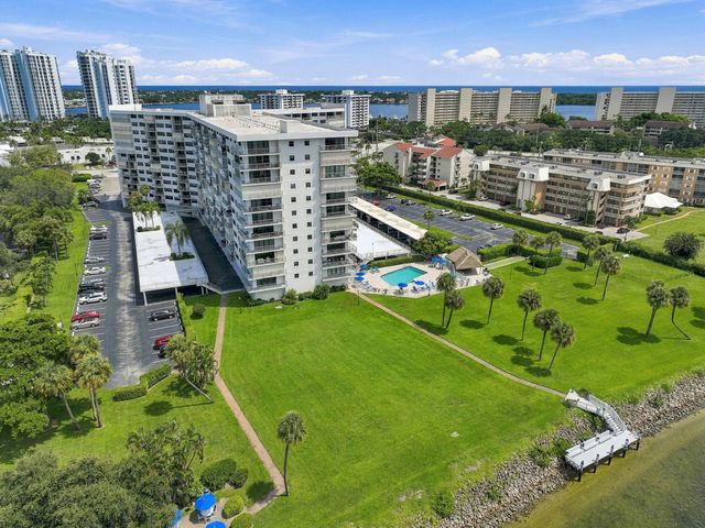 336 Golfview Road Unit 519, North Palm Beach, FL 33408