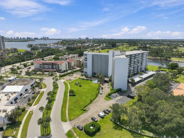 336 Golfview Road Unit 519, North Palm Beach, FL 33408