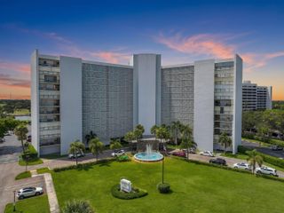 336 Golfview Road Unit 519, North Palm Beach, FL 33408
