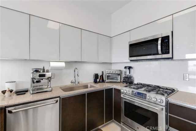11500 Tennessee Avenue 330, Los Angeles, CA 90064