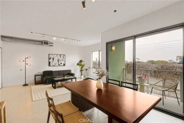 11500 Tennessee Avenue 330, Los Angeles, CA 90064