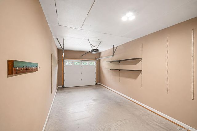 1 Honey Lane, Miller Place, NY 11764