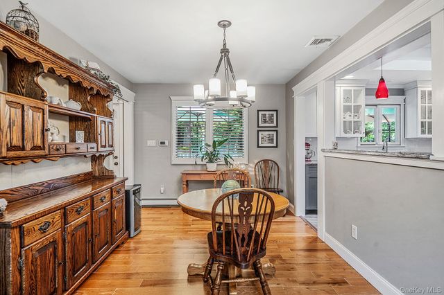1 Honey Lane, Miller Place, NY 11764