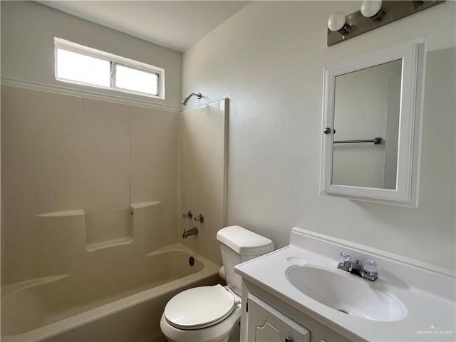 225 N 28th Street, Mcallen, TX 78501