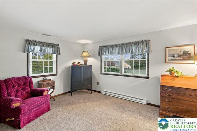 3834 Estate Drive, North Whitehall Twp, PA 18078
