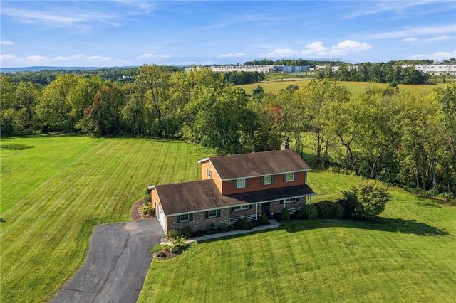 3834 Estate Drive, North Whitehall Twp, PA 18078
