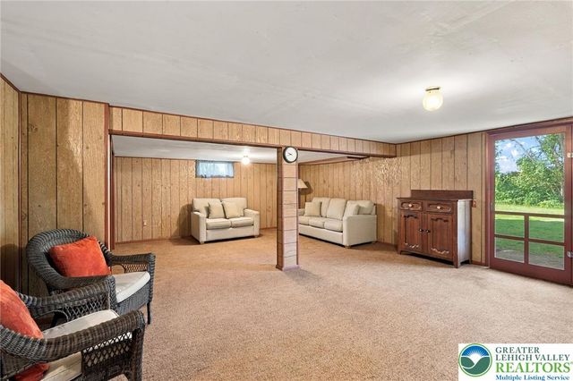 3834 Estate Drive, North Whitehall Twp, PA 18078