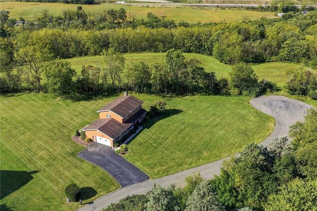 3834 Estate Drive, North Whitehall Twp, PA 18078
