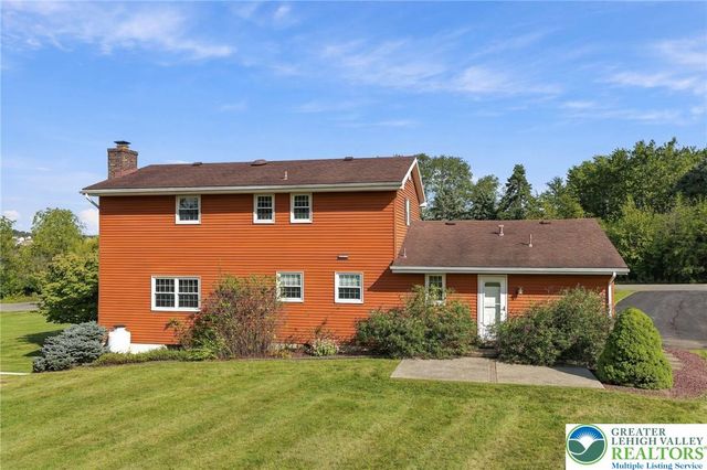 3834 Estate Drive, North Whitehall Twp, PA 18078
