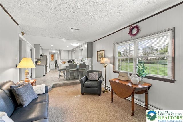 3834 Estate Drive, North Whitehall Twp, PA 18078