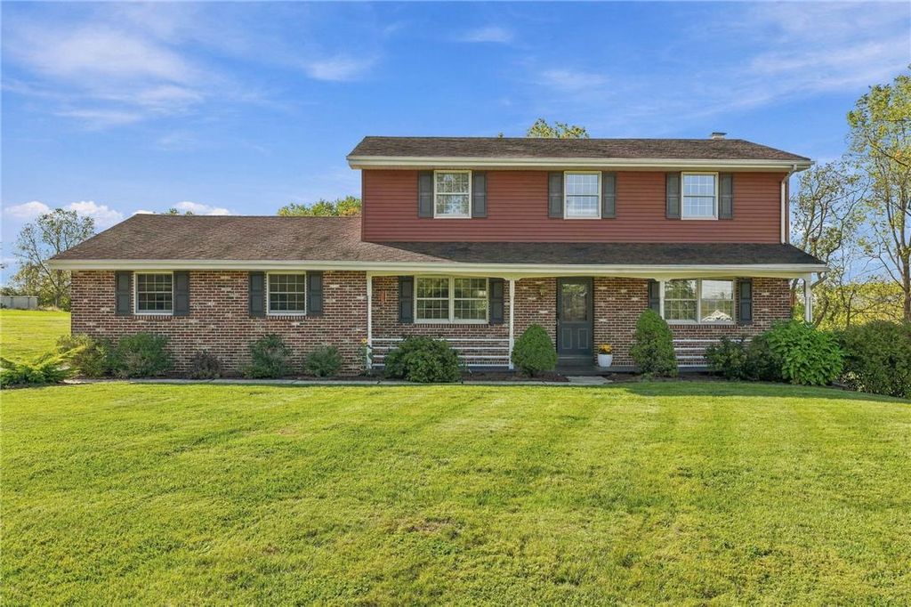 3834 Estate Drive, North Whitehall Twp, PA 18078