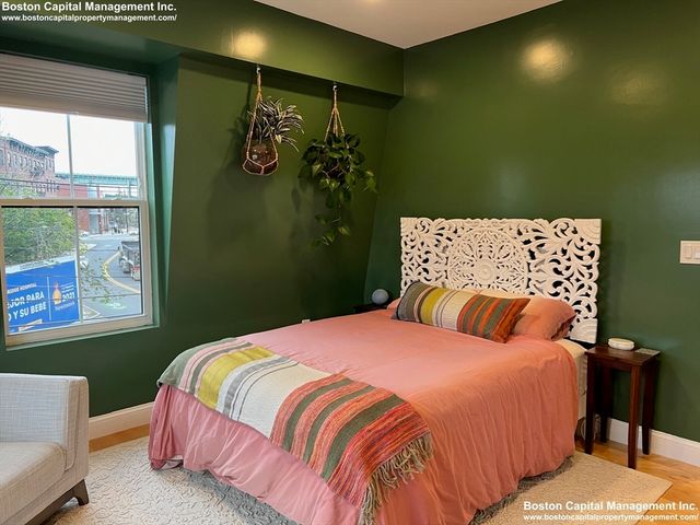 14 Williams St 4, Chelsea, MA 02150