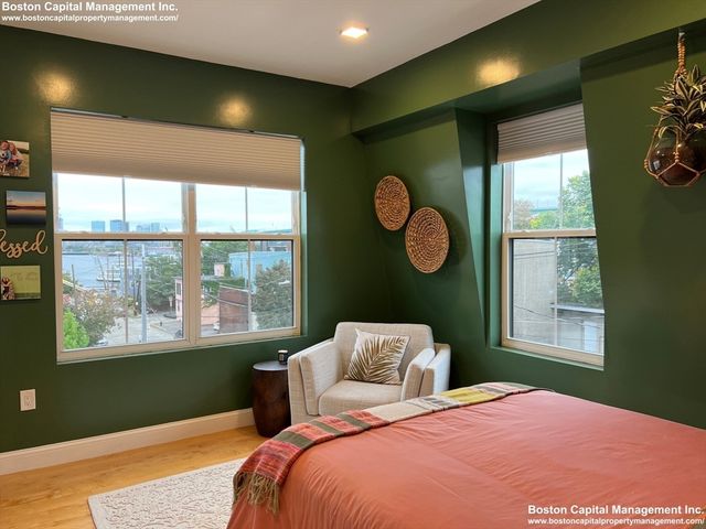 14 Williams St 4, Chelsea, MA 02150