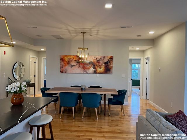 14 Williams St 4, Chelsea, MA 02150