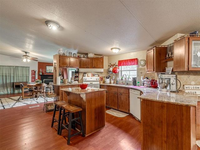 23722 Dibble Creek Road, Blanchard, OK 73010