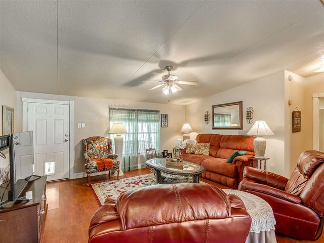 23722 Dibble Creek Road, Blanchard, OK 73010