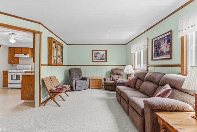 1018 Mildred Street, Flushing, MI 48433