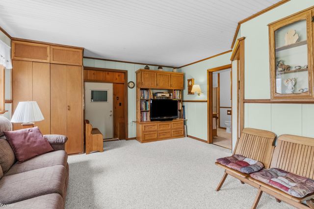 1018 Mildred Street, Flushing, MI 48433