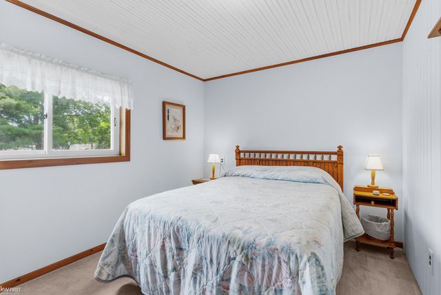1018 Mildred Street, Flushing, MI 48433