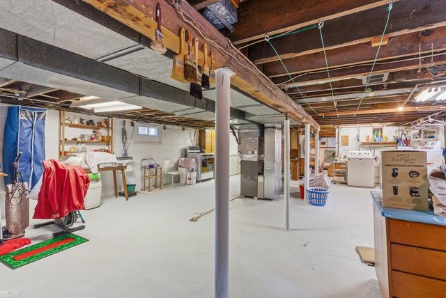 1018 Mildred Street, Flushing, MI 48433