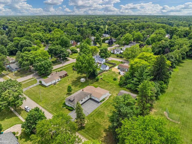 1018 Mildred Street, Flushing, MI 48433