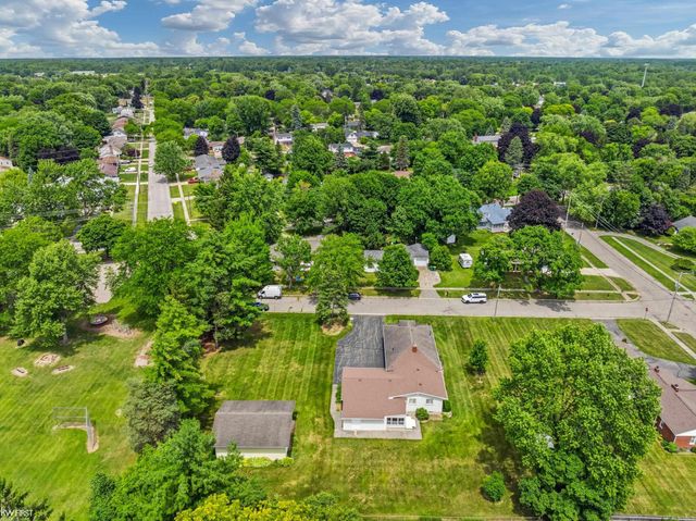 1018 Mildred Street, Flushing, MI 48433