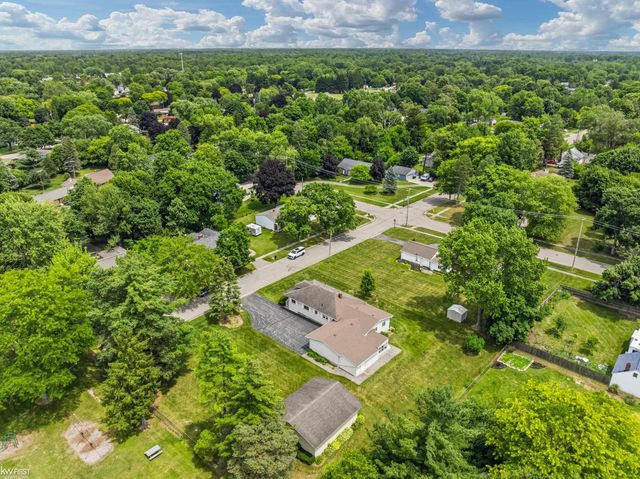 1018 Mildred Street, Flushing, MI 48433