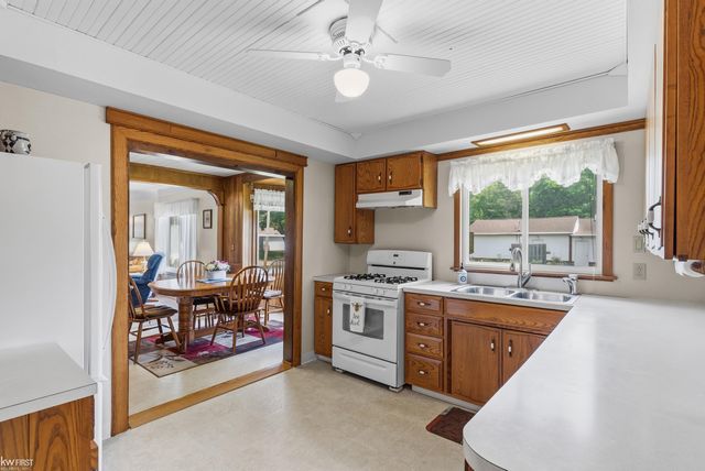 1018 Mildred Street, Flushing, MI 48433