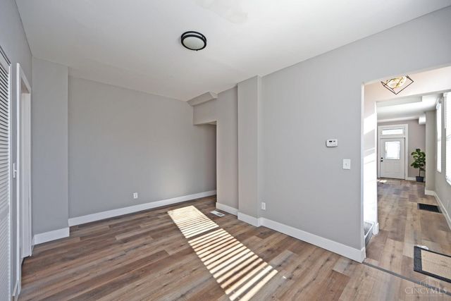 4327 Hays Avenue, Cincinnati, OH 45233