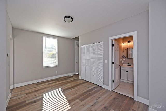 4327 Hays Avenue, Cincinnati, OH 45233