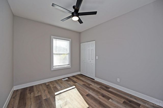 4327 Hays Avenue, Cincinnati, OH 45233