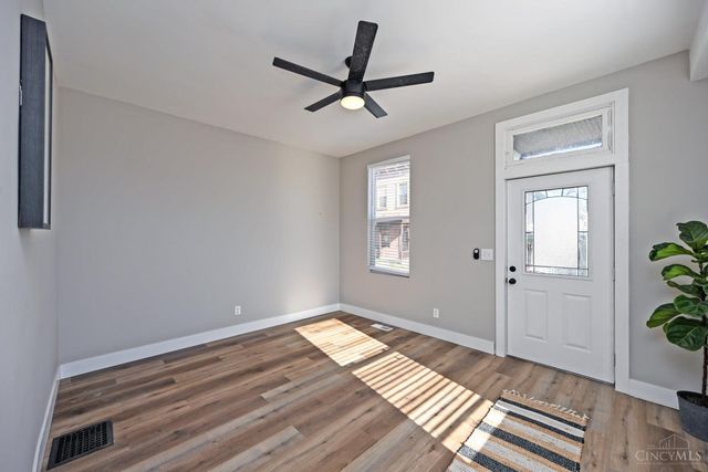 4327 Hays Avenue, Cincinnati, OH 45233