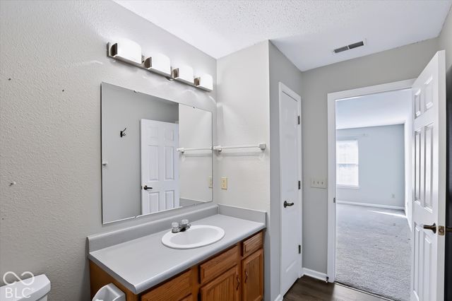 203 E Pine Ridge Drive, Westfield, IN 46074
