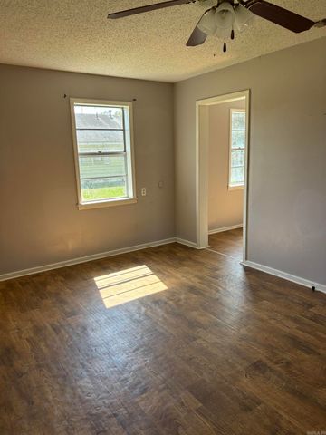 1125 Main Street, Nashville, AR 71852