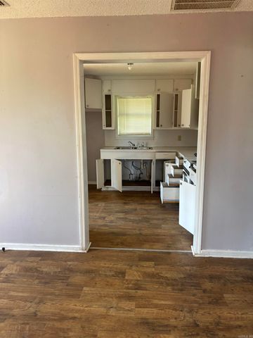 1125 Main Street, Nashville, AR 71852