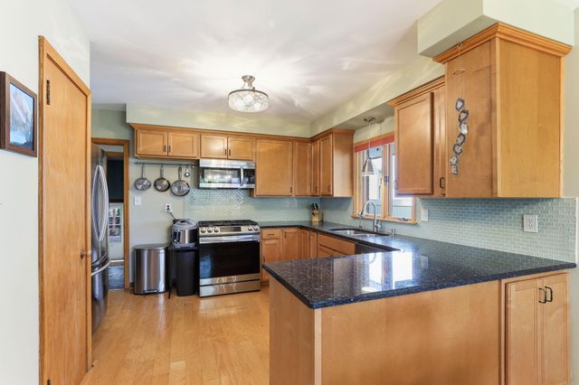 1907 Jefferson Avenue, Saint Paul, MN 55105